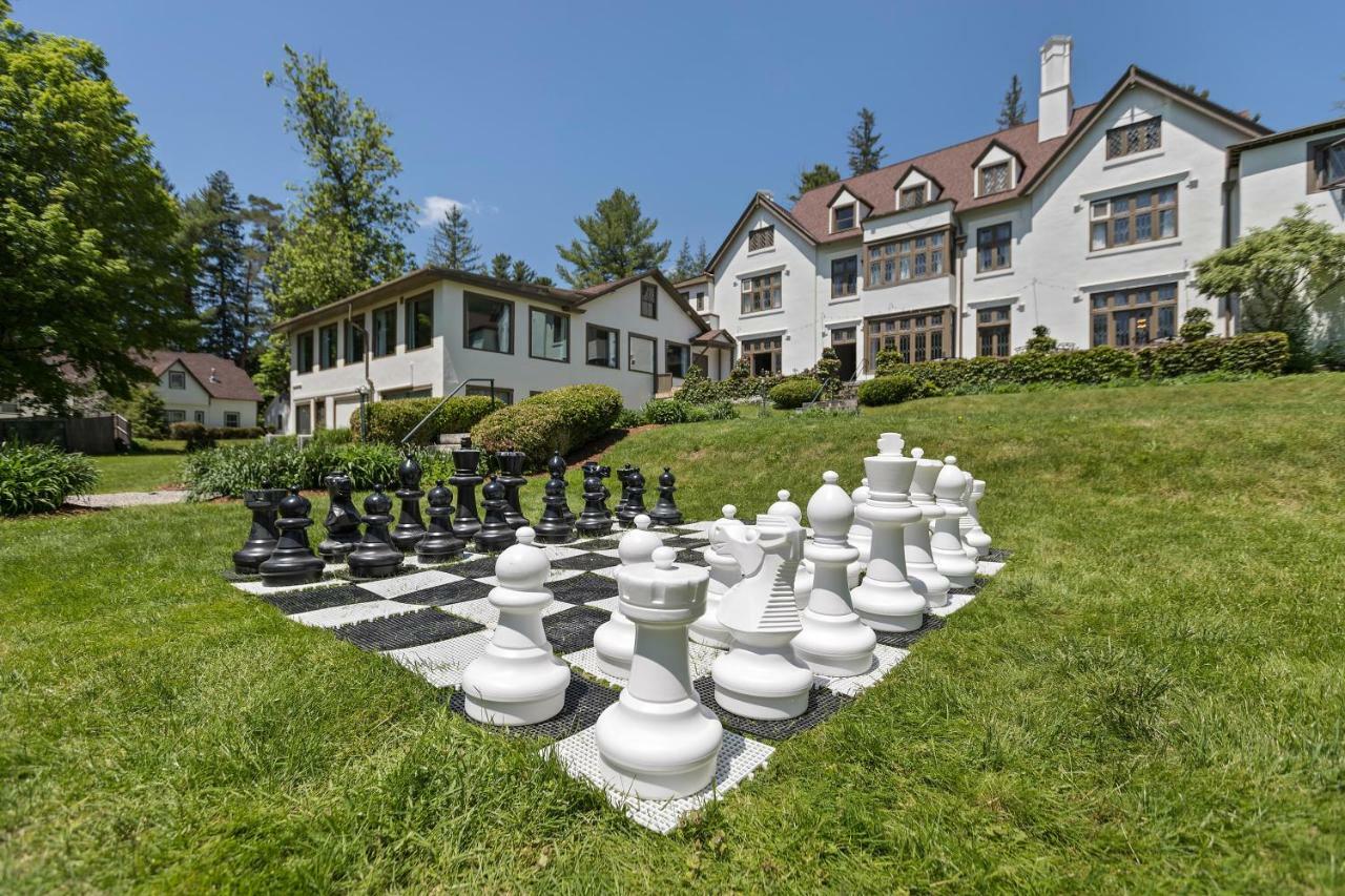 Seven Hills Inn Lenox Exterior foto